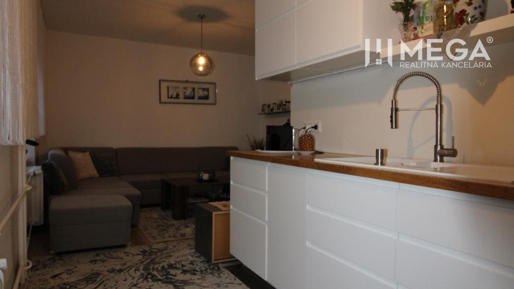 Na predaj krásny zrekonštruovaný 2 izbový byt Snina