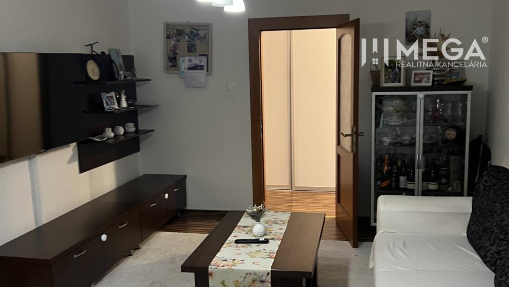 Mega realitná kancelária ponúka na predaj 3 izbový byt na TŘEBIČSKEJ