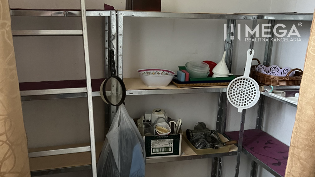 Na predaj dom  na Jesenského ulici v Snine