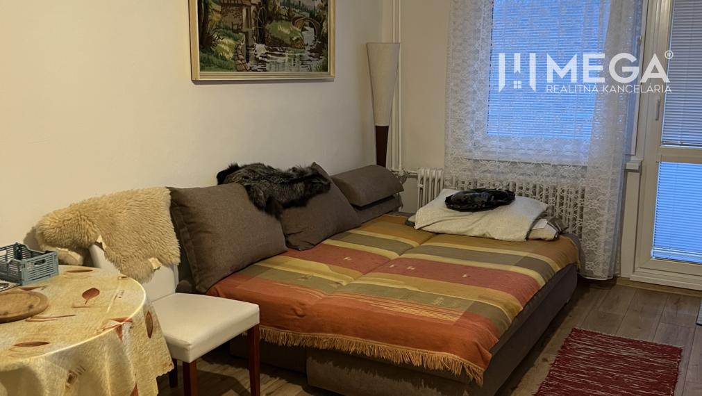 Na predaj veľká garsónka V Medzilaborciach.