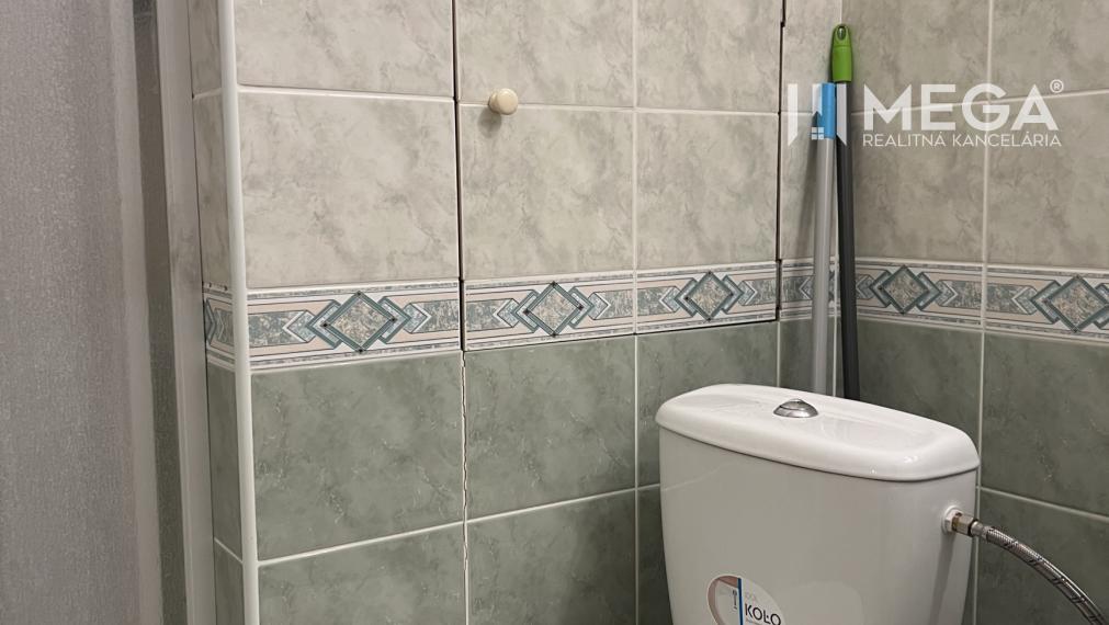 Na predaj veľká garsónka V Medzilaborciach.