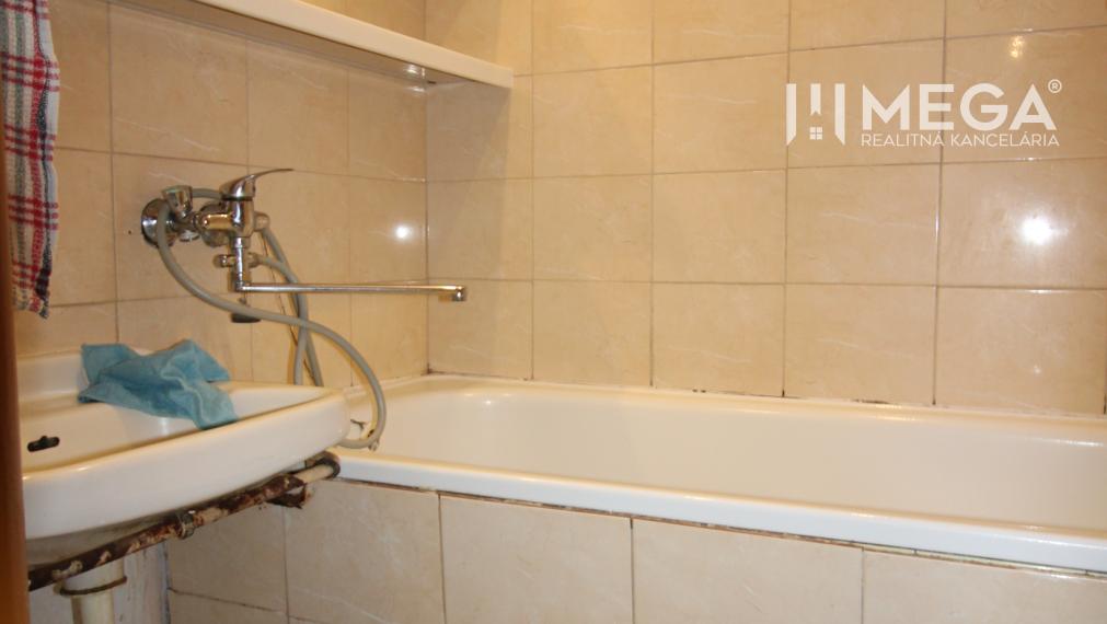 Na predaj: Ideálny byt na rekonštrukciu – 4 izby, Snina