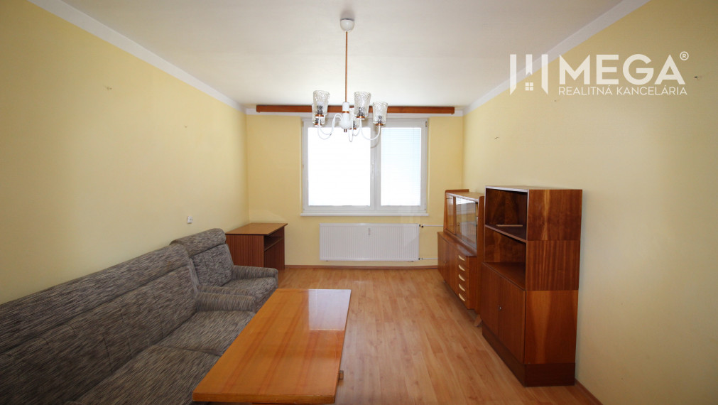PREDANÉ- Exkluzívne na predaj 2 izbový byt na Nemocničnej ulici v meste Humenné.