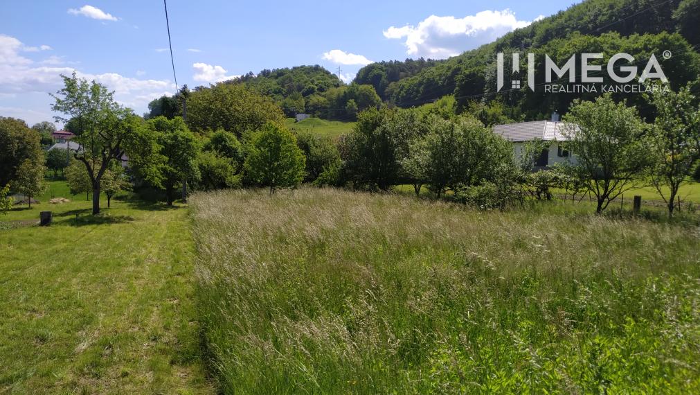 SUPER INVESTÍCIA: Na predaj pozemok v Hažíne nad Cirochou