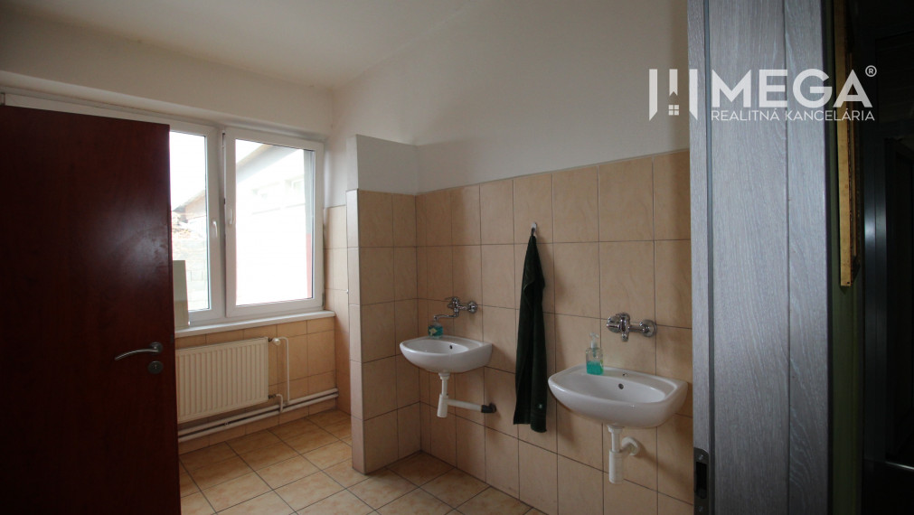 Prenájom kancelárskych priestorov v meste Humenné