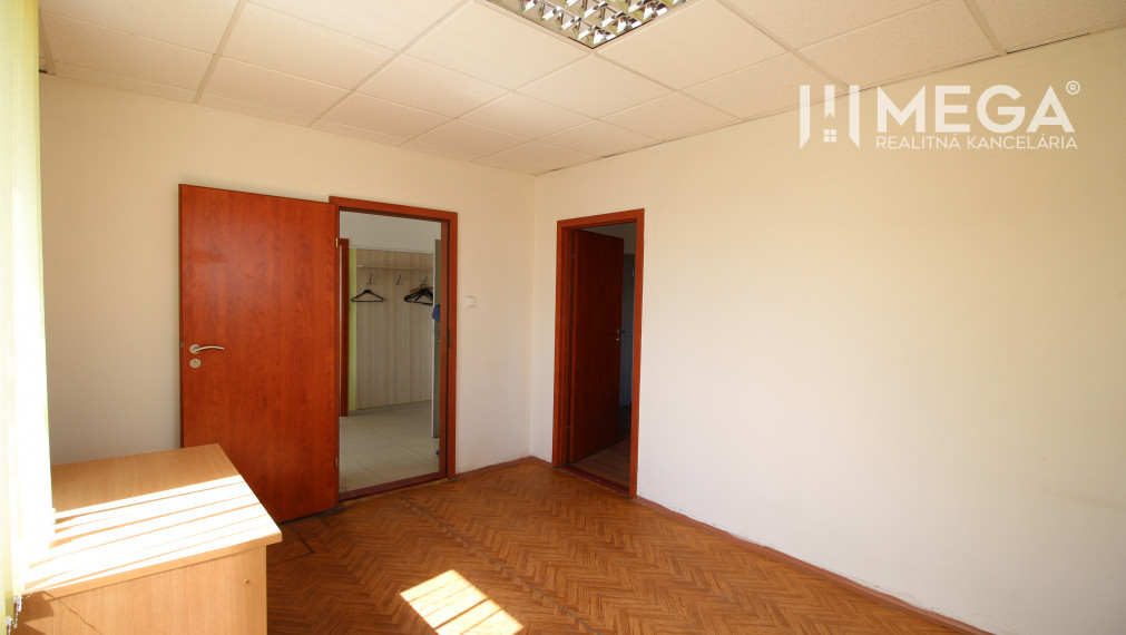 Prenájom kancelárskych priestorov v meste Humenné