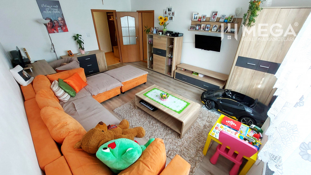 Na predaj 4 izbový byt 97,3m2 s 2 loggiami Ružomberok,Klačno