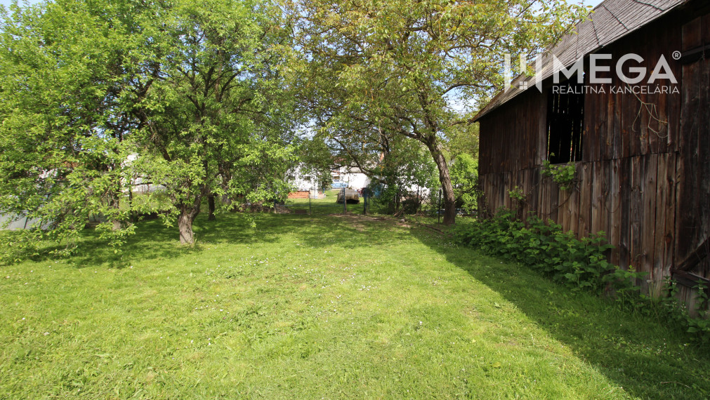 R E Z E R V O V A N Ý TOP POZEMOK S DOMOV OBEC SEDLISKÁ