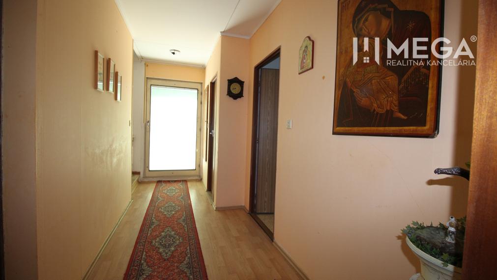 Na predaj jedinečná nehnuteľnosť na podnikanie či bývanie v meste Humenné