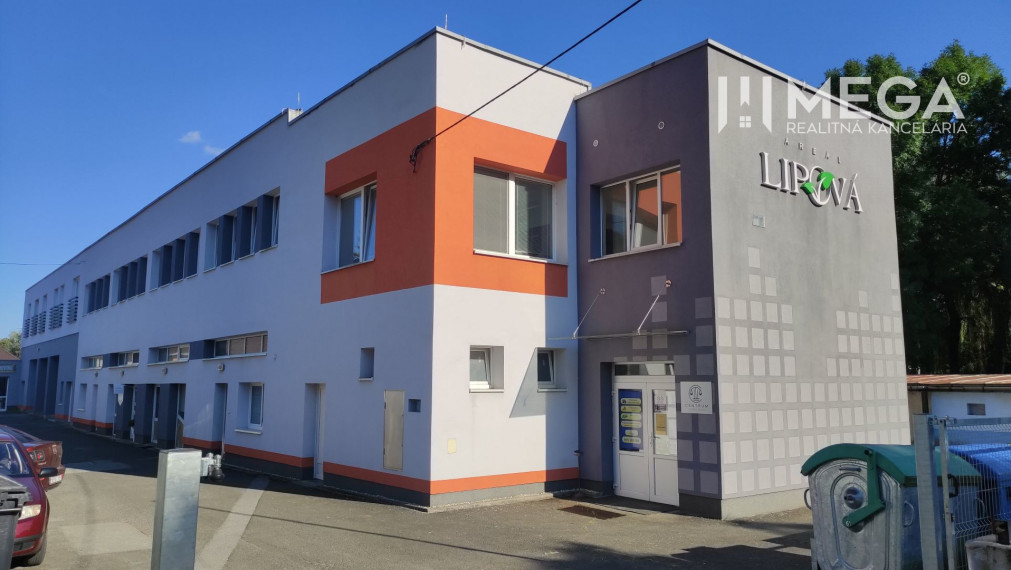 PRENAJATÝ PRENÁJOM kancelárie (12,6 m2) blízko centra Humenného