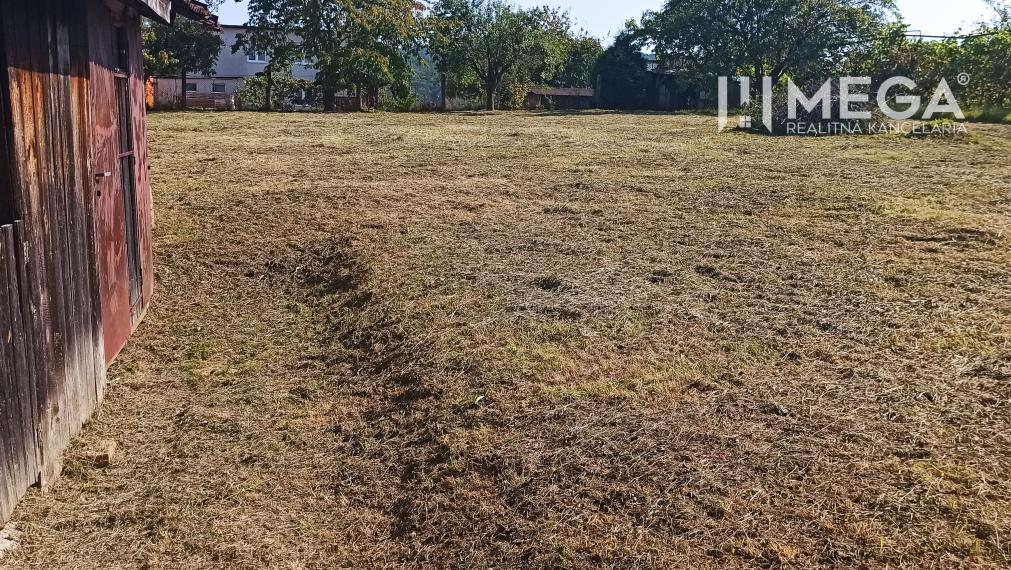 Na predaj stavebný pozemok priamo v meste Humenné