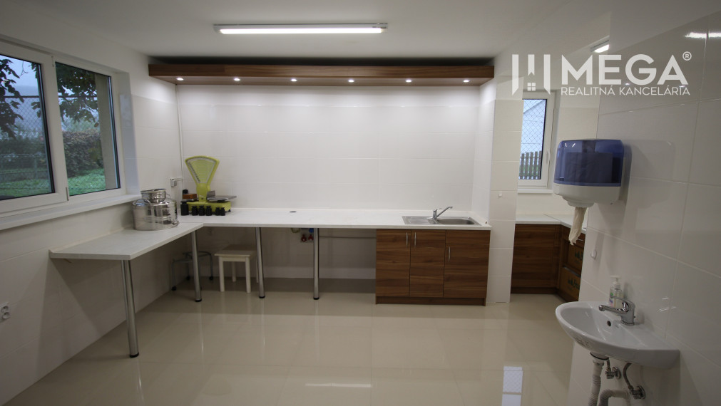 EXKLUZÍVNE NA PREDAJ dom v obci Žalobín