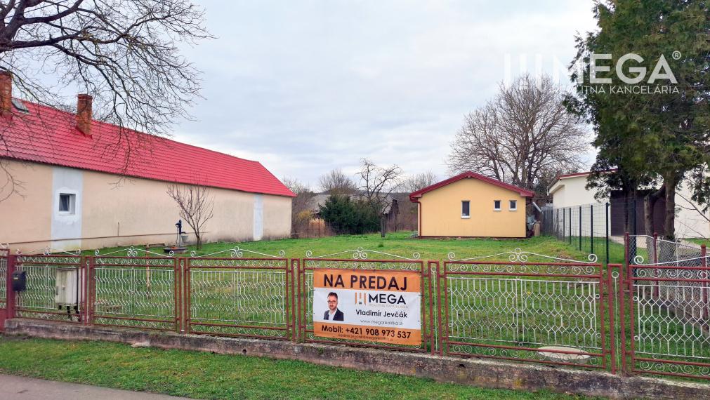 EXKLUZÍVNE NA PREDAJ dom v obci Žalobín