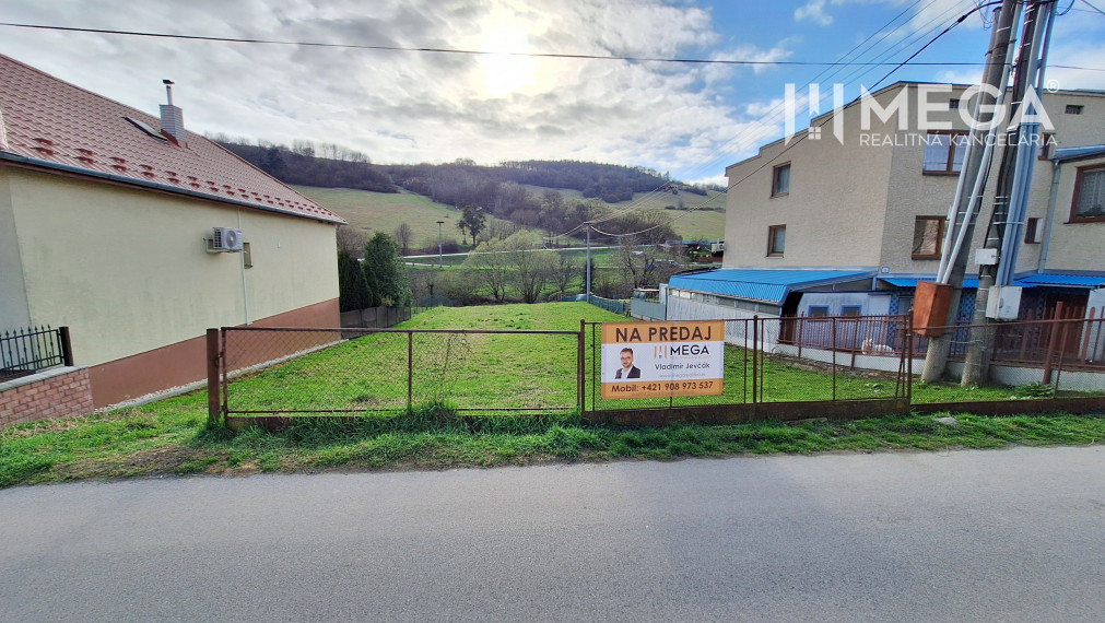 PREDANÝ - STAVEBNÝ POZEMOK  v obci Brestov