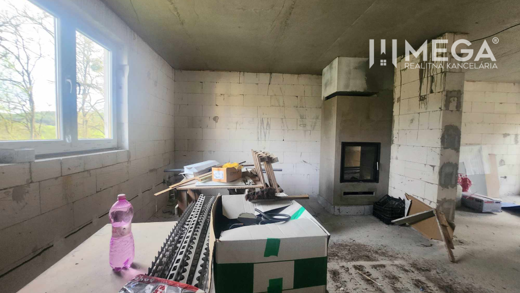 Na predaj uzavretá hrubá stavba RD, Svinica, Košice - okolie