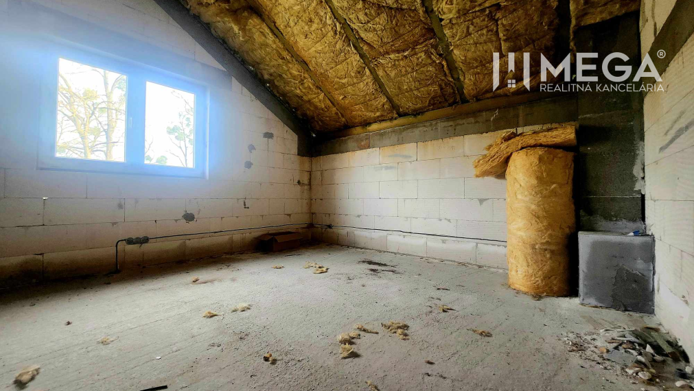 Na predaj uzavretá hrubá stavba RD, Svinica, Košice - okolie