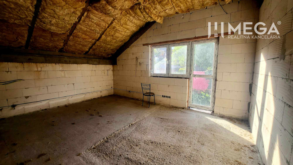 Na predaj uzavretá hrubá stavba RD, Svinica, Košice - okolie