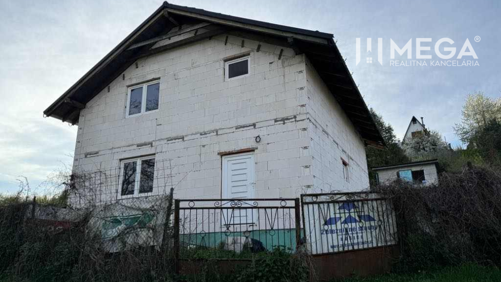 Na predaj uzavretá hrubá stavba RD, Svinica, Košice - okolie
