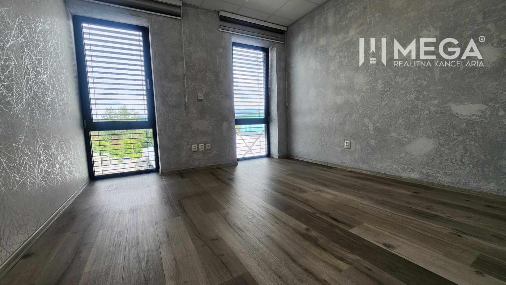 Na prenájom priestranné kancelárske priestory, Prešov, Strojnícka ul.