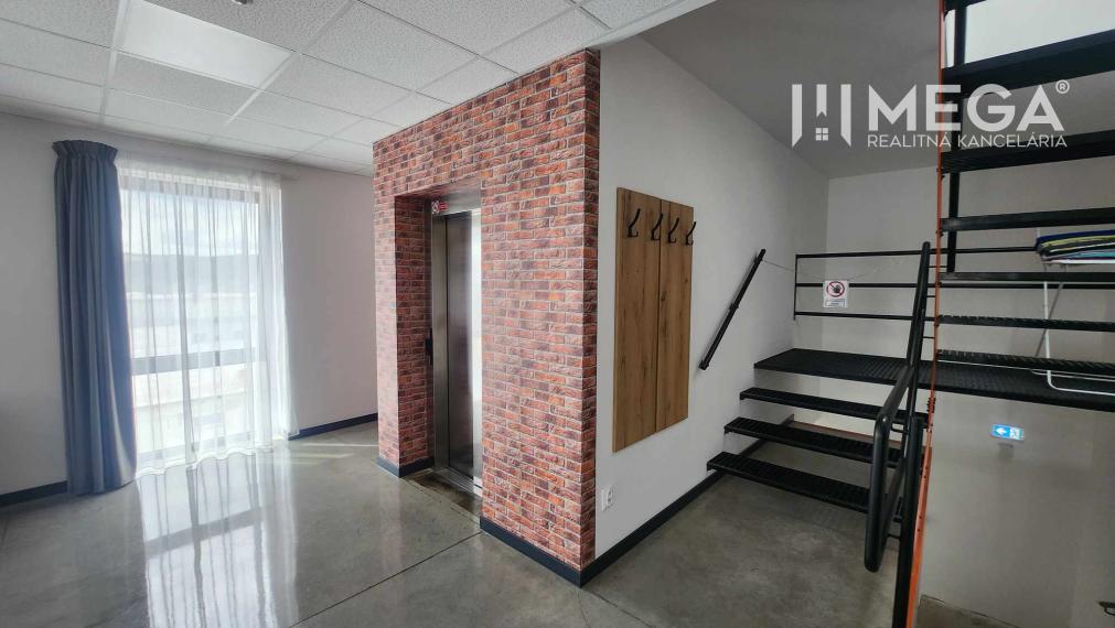 Na prenájom priestranné kancelárske priestory, Prešov, Strojnícka ul.