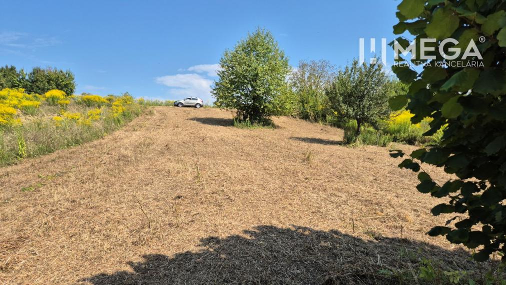 PREDAJ STAVEBNÉHO POZEMKU v HUMENNOM