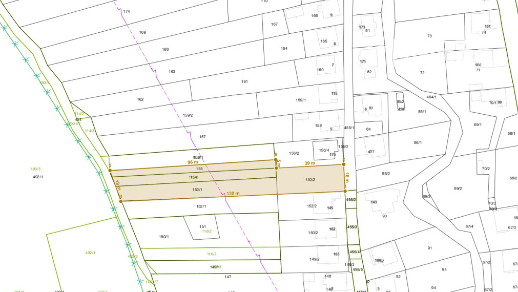 EXKLUZÍVNE NA PREDAJ stavebný pozemok v obci Brestov