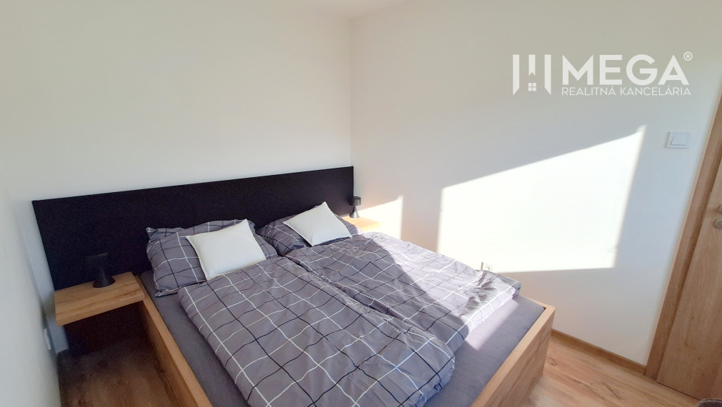 NA PREDAJ 3 izbový nízkoenergetický drevodom v obci JASENOV