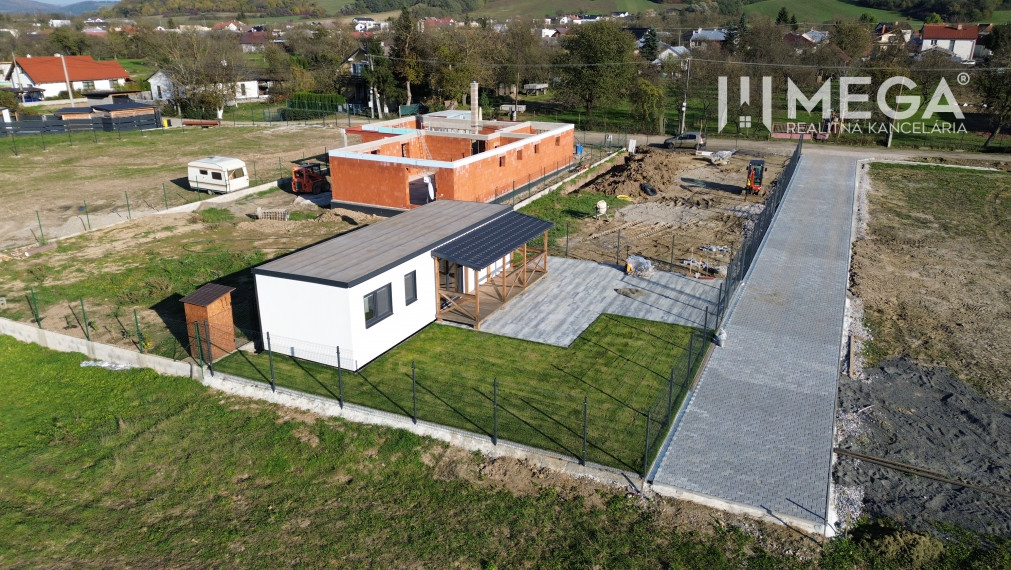 NA PREDAJ 3 izbový nízkoenergetický drevodom v obci JASENOV