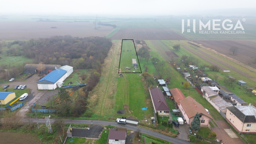 Exkluzívne na predaj Investičný pozemok v obci Pusté Čemerné