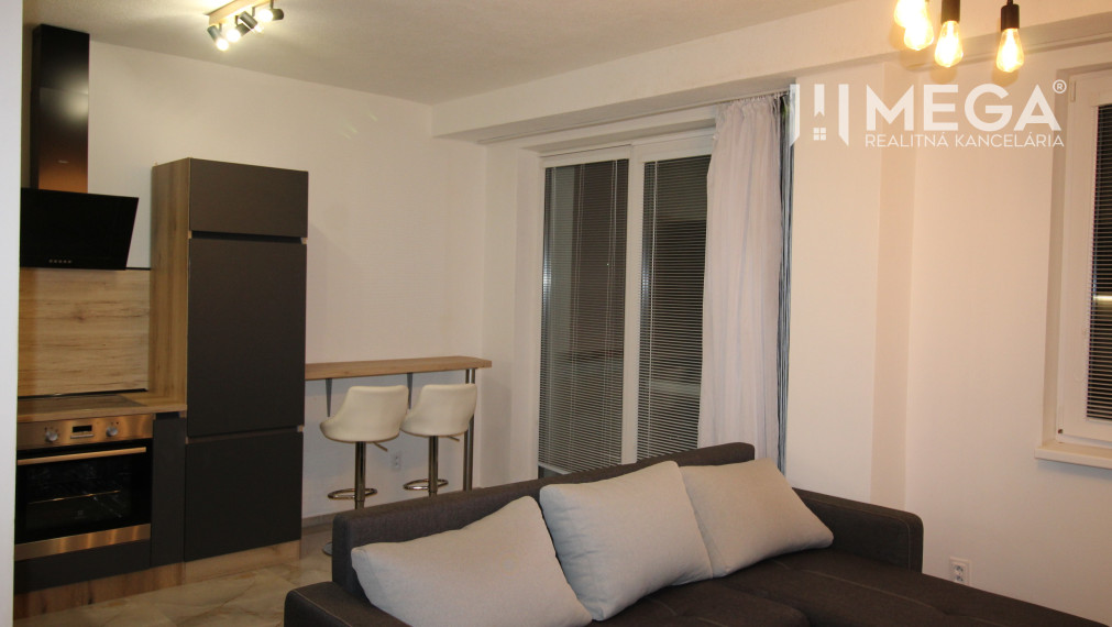 Prenajatý - Moderný 2-izbový byt na prenájom v Strážskom
