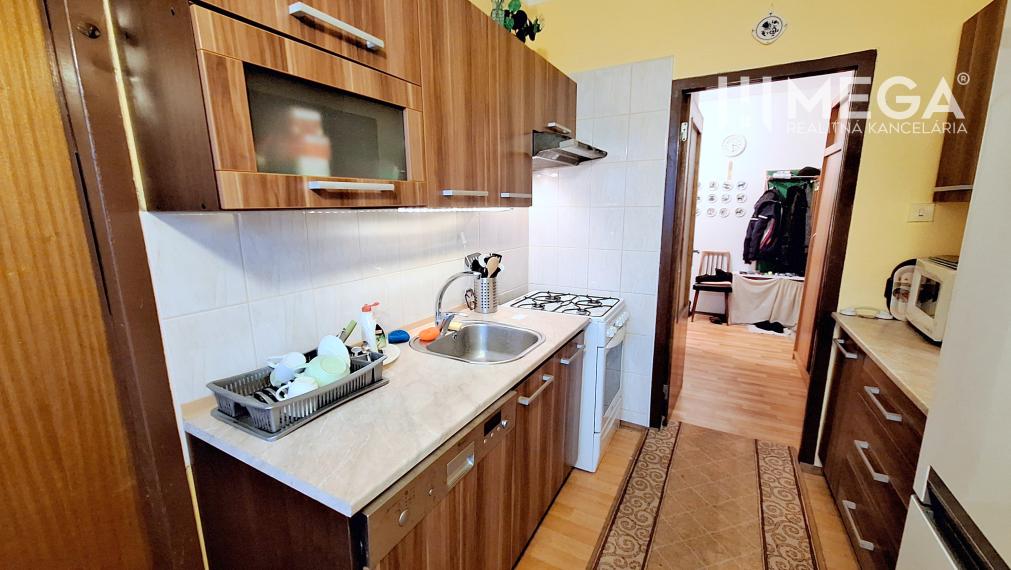 REZERVOVANÉ - NA PREDAJ 4 izbový byt v meste SNINA