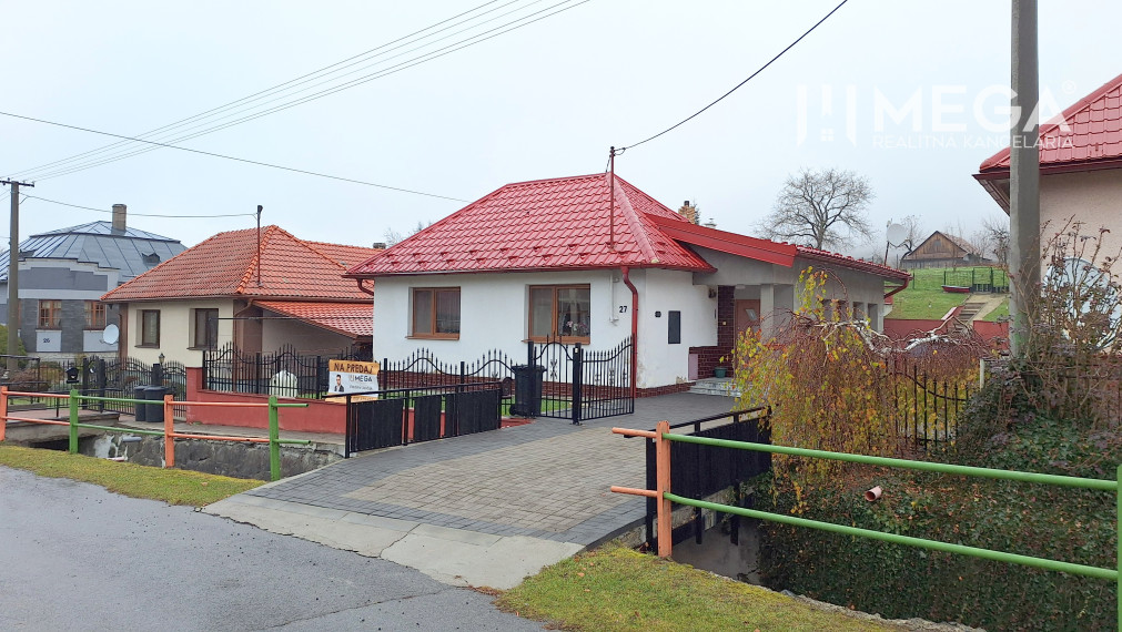 PREDANÉ - rodinný dom v srdci obce Porúbka