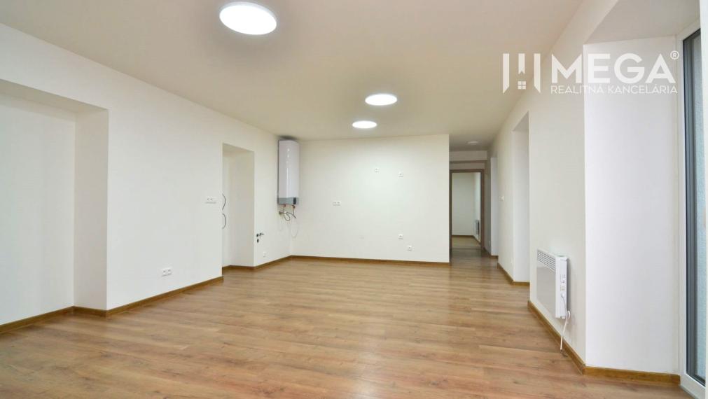 PREDAJ MODERNE ZREKONŠTRUOVANÝCH BYTOV V STRÁŽSKOM (BYT E)