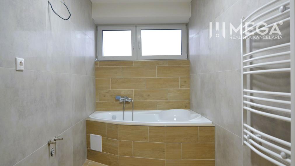 PREDAJ MODERNE ZREKONŠTRUOVANÝCH BYTOV V STRÁŽSKOM (BYT F)