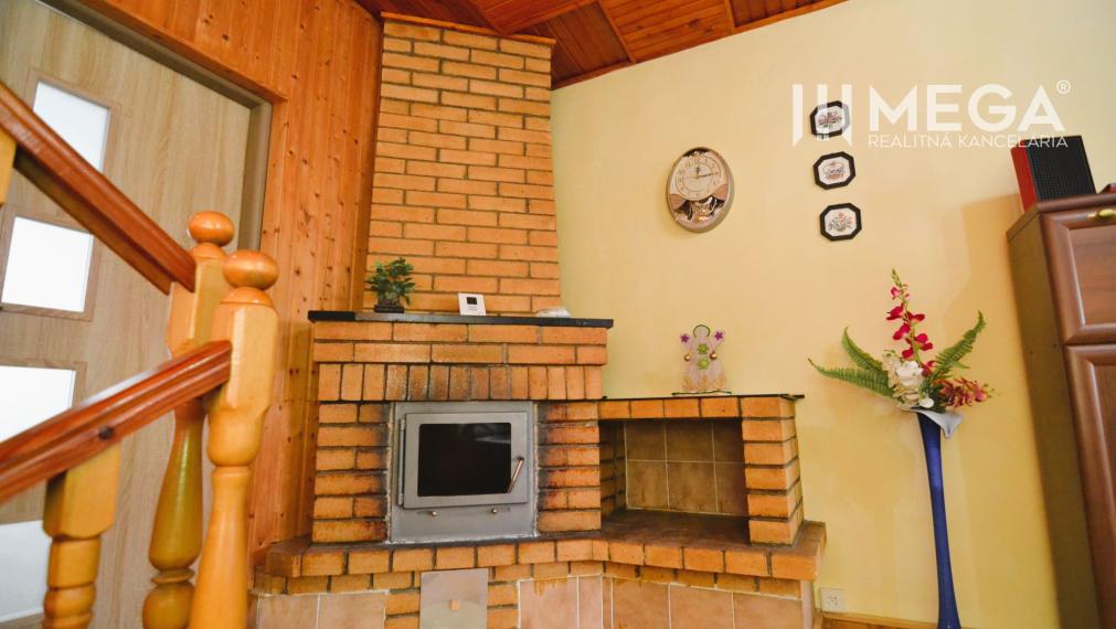 PREDAJ RODINNÉHO DOMU v obci LACKOVCE (HE)