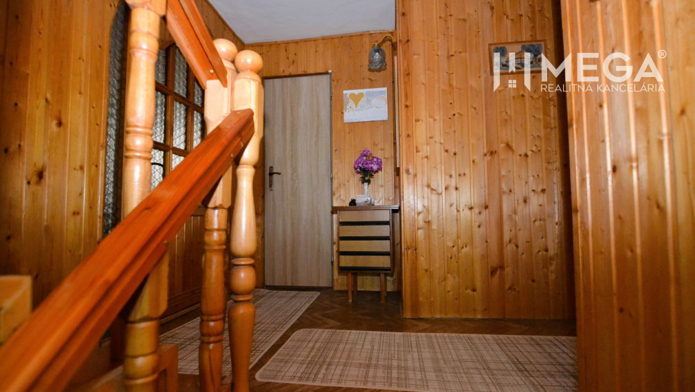 PREDAJ RODINNÉHO DOMU v obci LACKOVCE (HE)