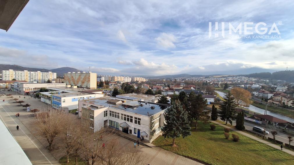 REZERVOVANÉ - NA PREDAJ 4 izbový byt v meste SNINA