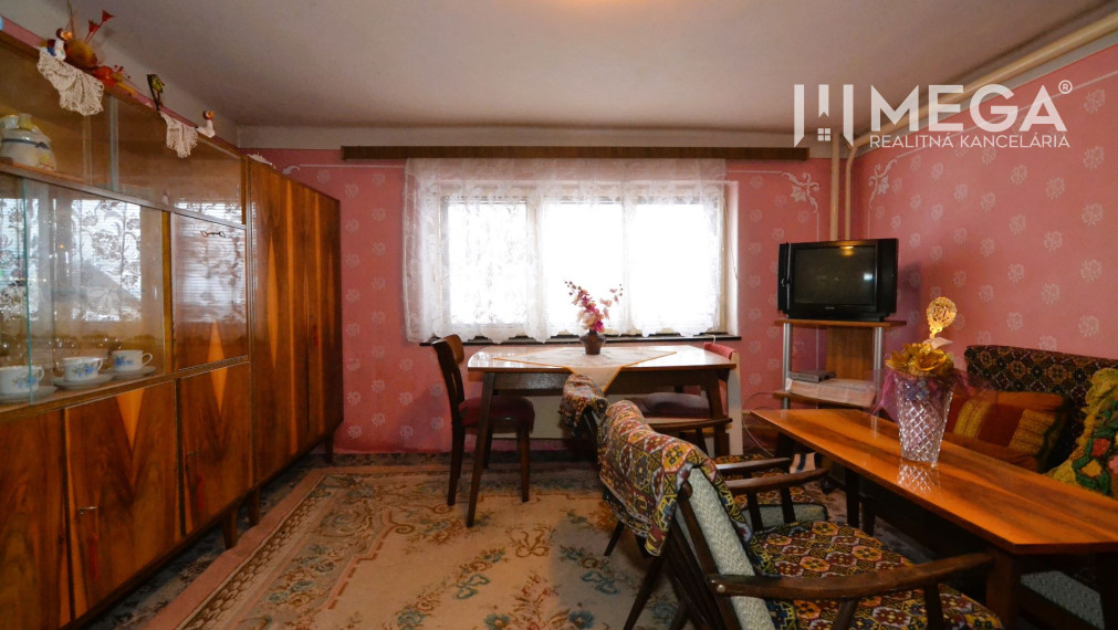 PREDAJ RODINNÉHO DOMU v obci HRABOVEC nad LABORCOM