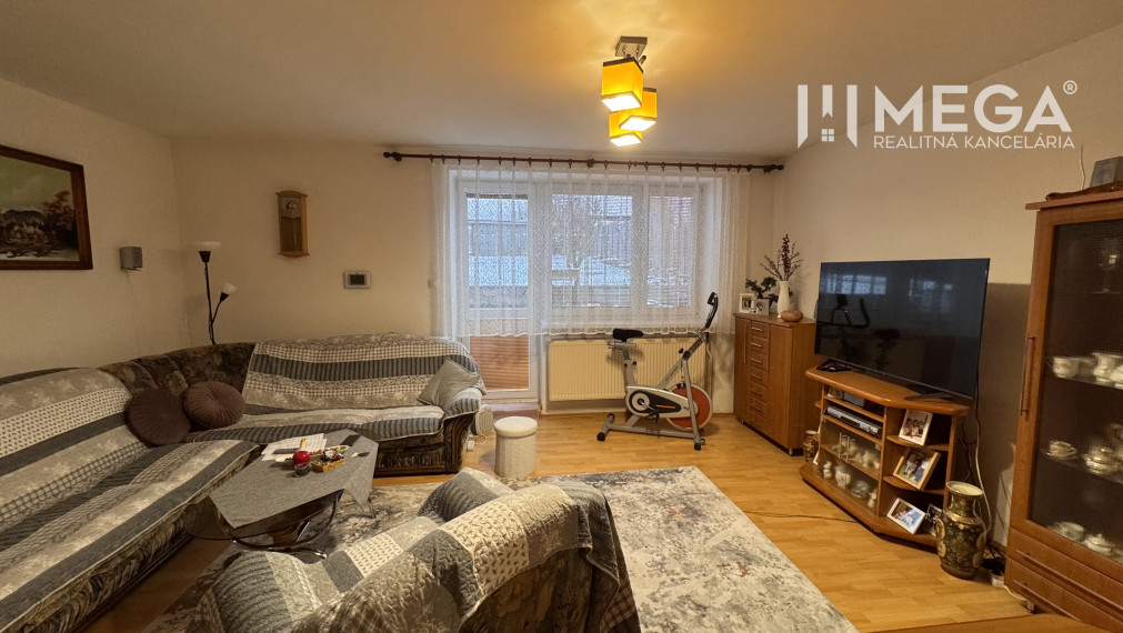 PREDAJ RODINNÉHO DOMU v HUMENNOM (časť Dubník)