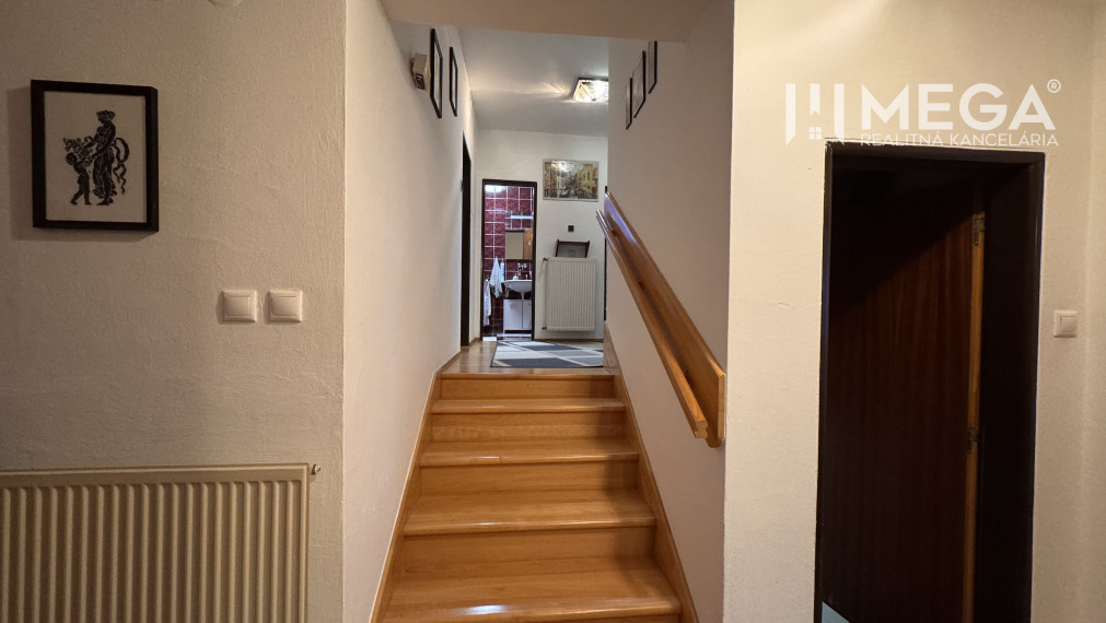 PREDAJ RODINNÉHO DOMU v HUMENNOM (časť Dubník)