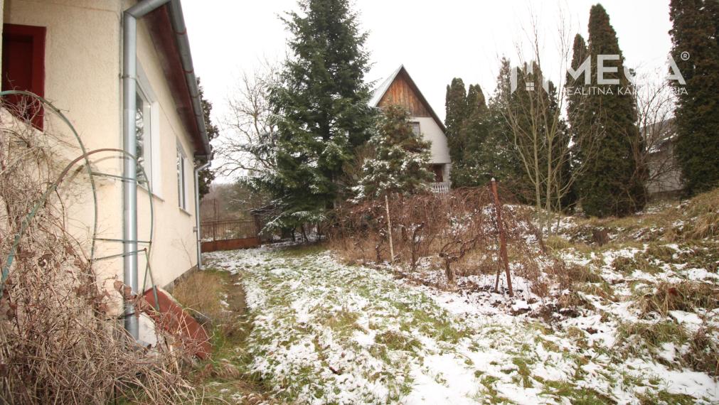 ZNÍŽENÁ CENA!!! - NA PREDAJ: Stavebný pozemok v obci Trhovište