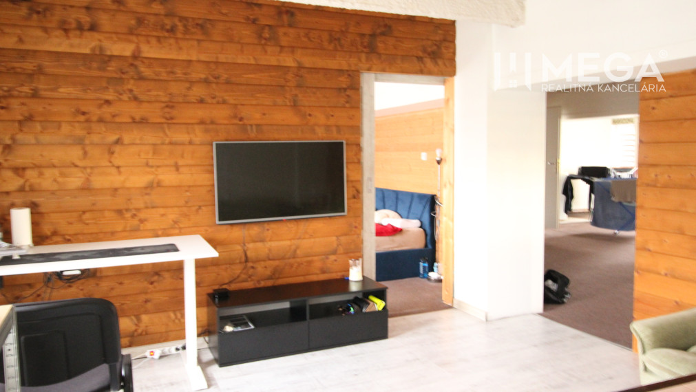 NA PRENÁJOM: Kancelárske priestory s 2-izbovým bytom a prístupom k reštaurácii – Zálužice