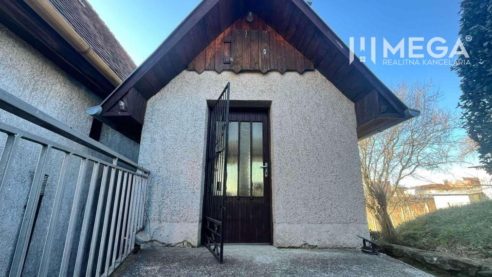 Na predaj chata s vinicou a 2 pivnicami, obec Viničky-Zajačí skok, okres Trebišov