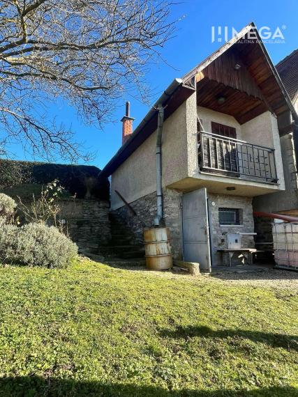 Na predaj chata s vinicou a 2 pivnicami, obec Viničky-Zajačí skok, okres Trebišov