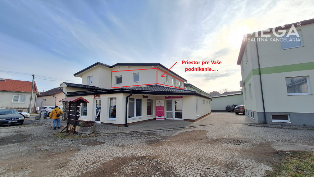 PRENAJATÉ - 70m Obchodné priestory  v meste Humenné