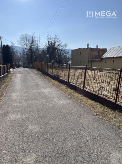 Výrazne znížená cena za stavebný  pozemok na predaj, Modrá nad Cirochou