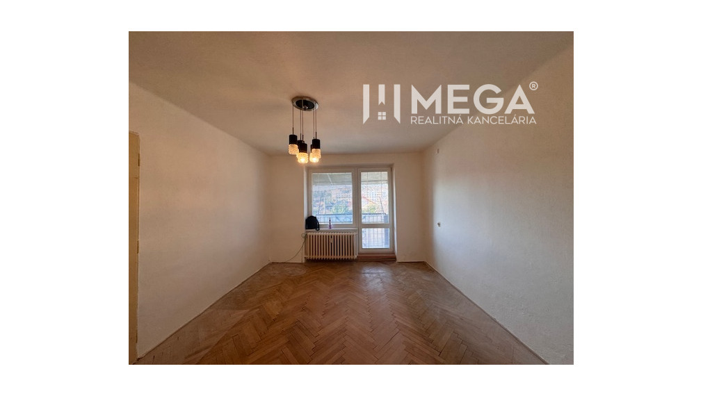 PREDANÉ - Exkluzívne na predaj veľký 2 izbový byt s balkónom v Humennom