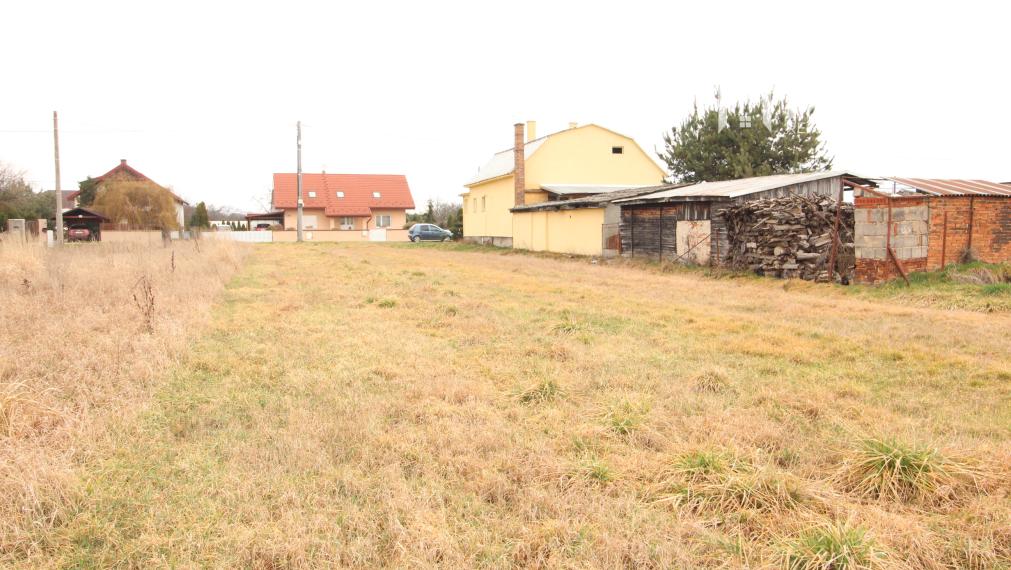 Exkluzívne na predaj stavebný pozemok v obci Pusté Čemerné