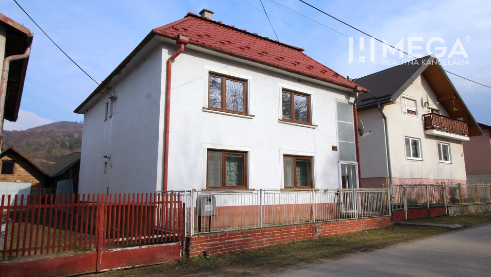 Na predaj rodinný dom na krásnom pozemku v obci Kamienka (Humenné), exkluzívna ponuka!