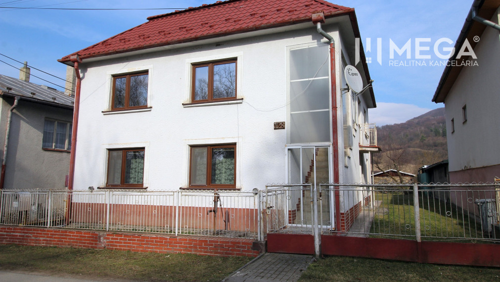 Na predaj rodinný dom na krásnom pozemku v obci Kamienka (Humenné), exkluzívna ponuka!